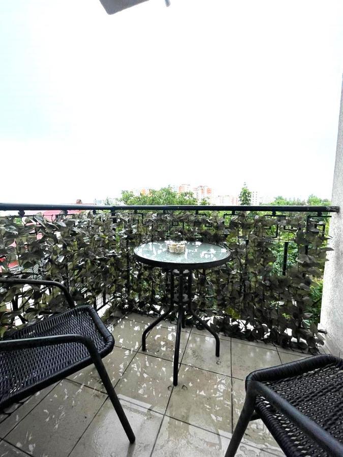 Large Apartment !!!Ciuflea Str. Chisinau Exterior foto